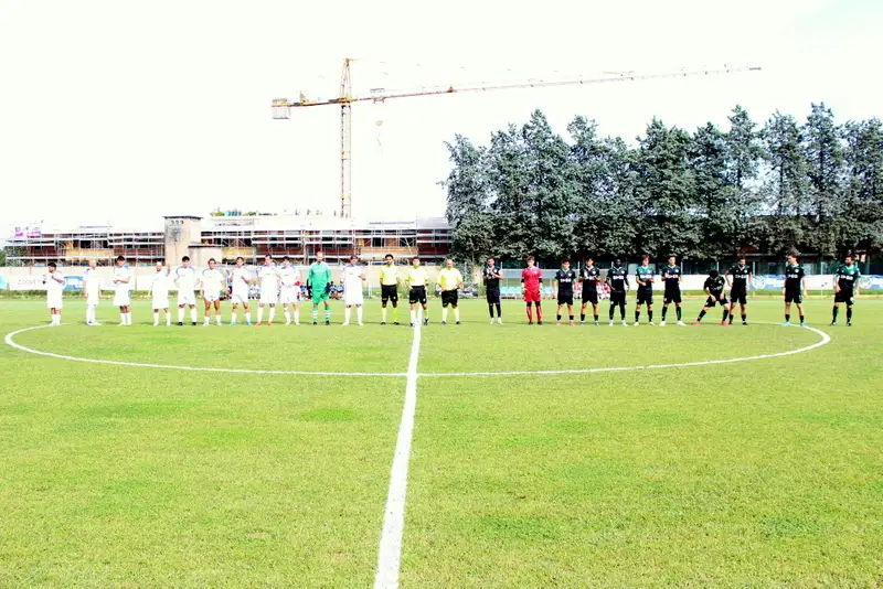 Gambettola e Bellariva Virtus schierati a centrocampo